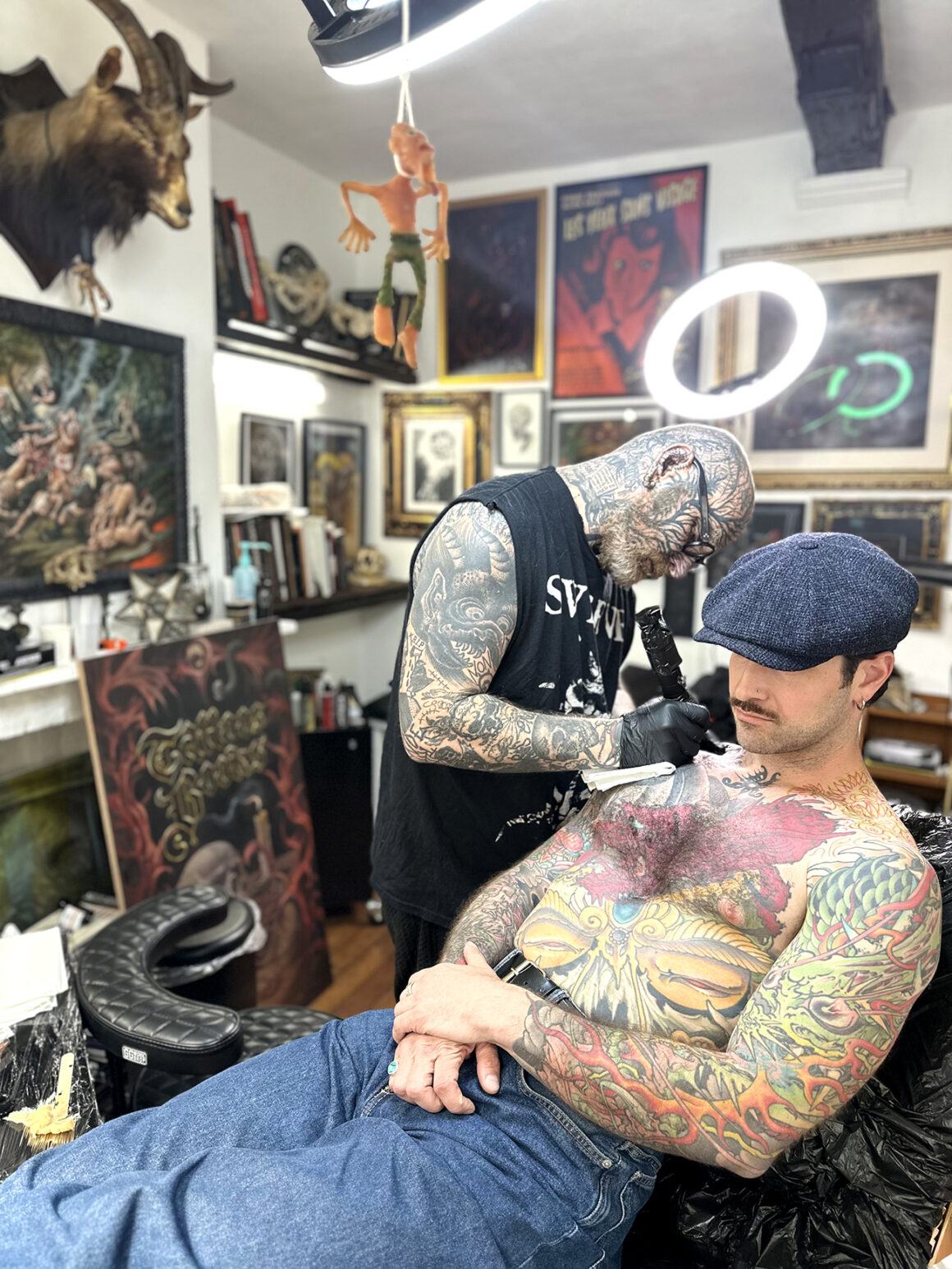 Dieprood Tattoo Shop, ph by Jan van Endert, @dieprood ph. @collectorofskulls