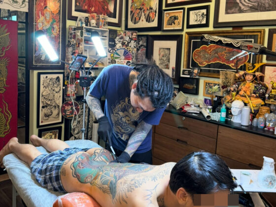 Tattoo artist Biee Sae-tang, @bieesaetang