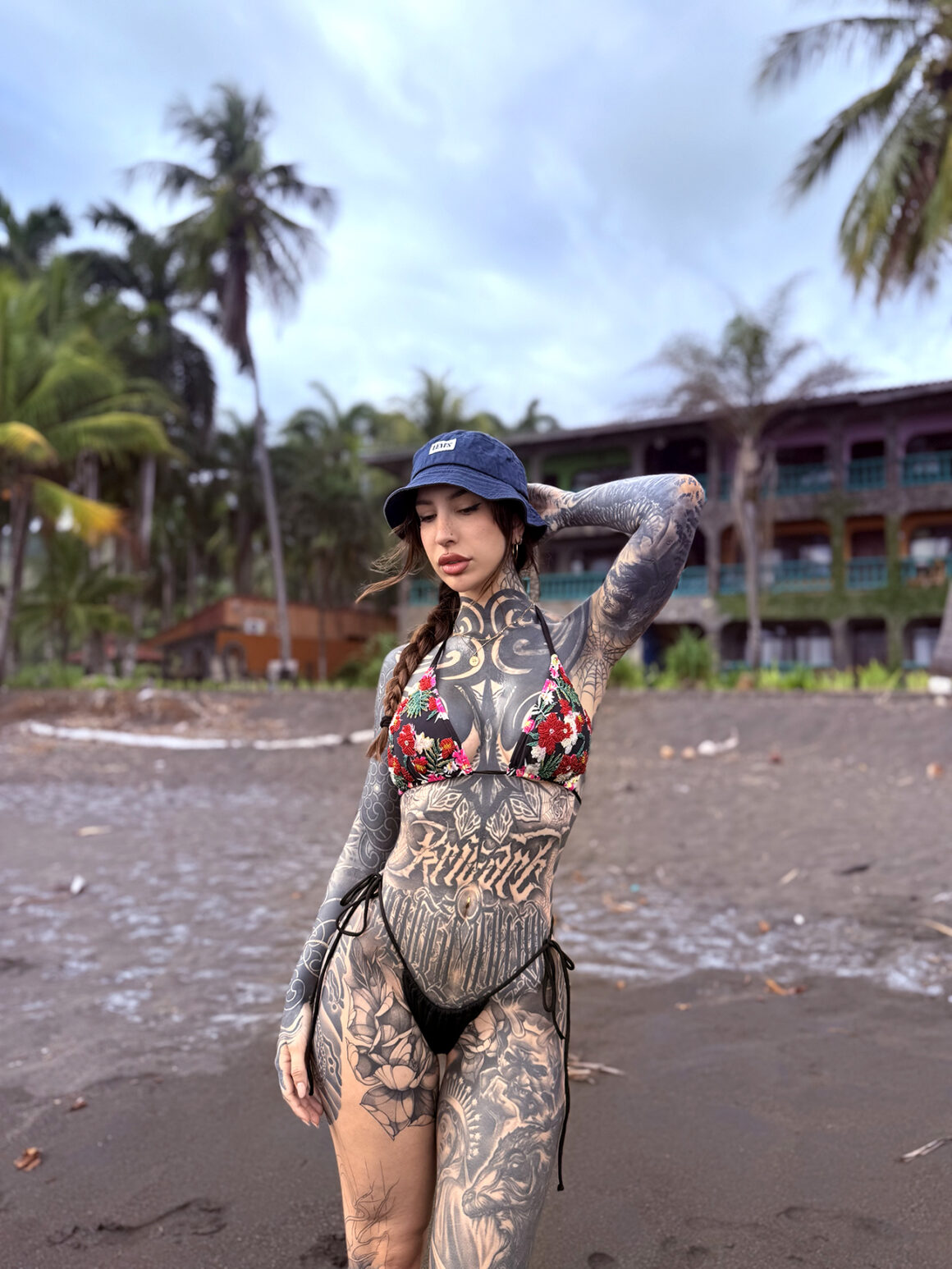 Tattoo model Celia Krigare, @krigare_tattoo